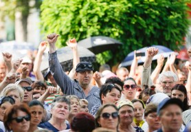 REZOLUȚIE: Peste două mii de susținători ai Marinei Tauber au cerut demisia imediată a procurorului general interimar, Dumitru Robu